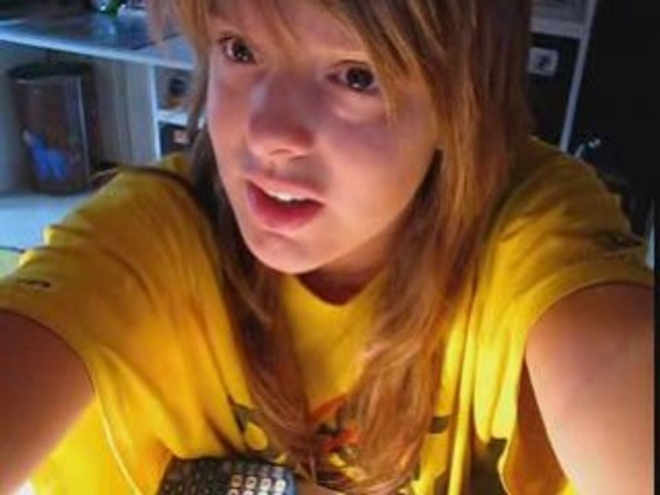 anna @ videoupdate