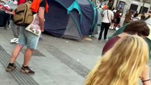 Unas 500 personas acampan en Sol para exigir un nuevo decreto sobre vivienda