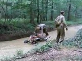 700 raptor embourbé