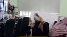 Santai sahaja, guru kreatif ini!