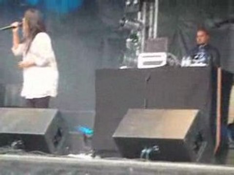 Amel Bent - Si Tu M'entends