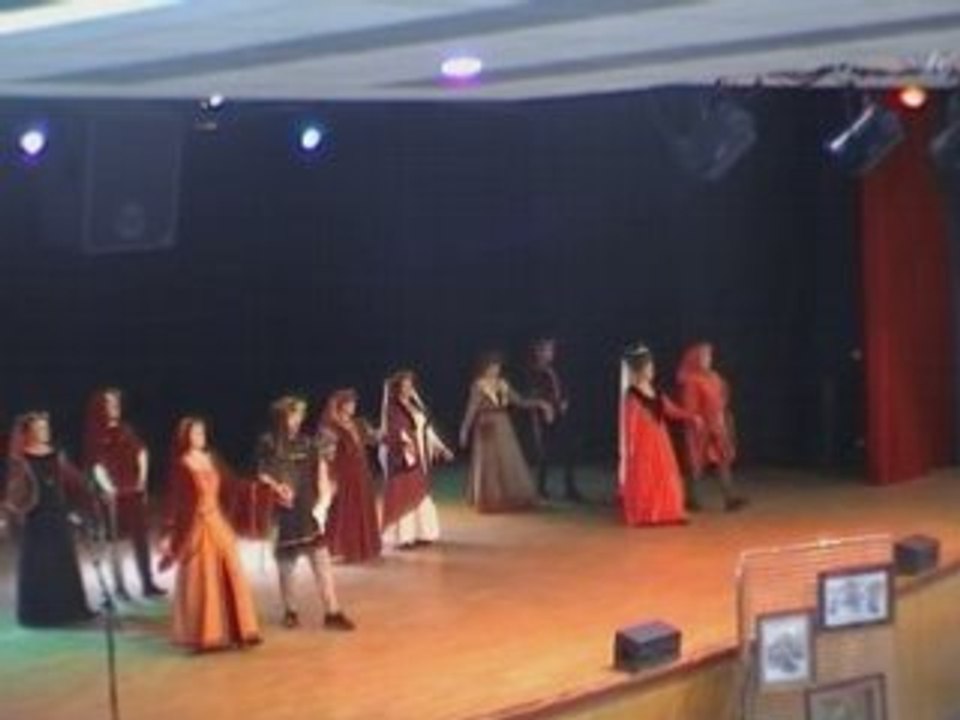 belle qui tient ma vie