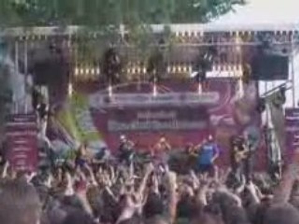 Bouteille dans ta gueule Svinkels Paris Plage 02.08.2008