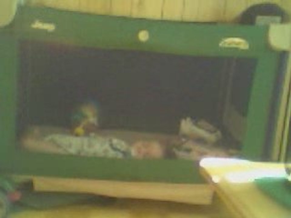 Tristan fait dodo(environ 6 mois)