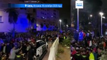 Операция в напряженной атмосфере: тысячи мигрантов переместили с пляжей в новый центр приема в Сеуте