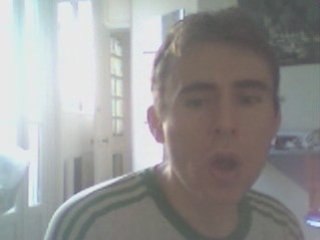 Wiwi égratigne "We've got love"