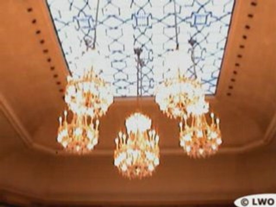 Hot Hôtel (2008)