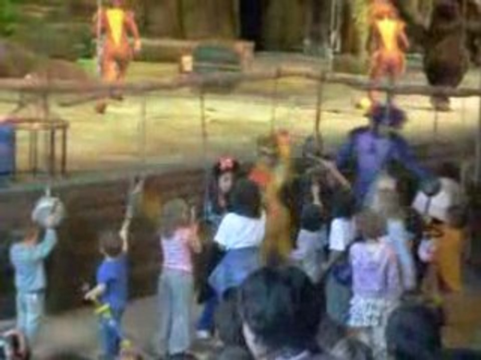 Tarzan et les enfants
