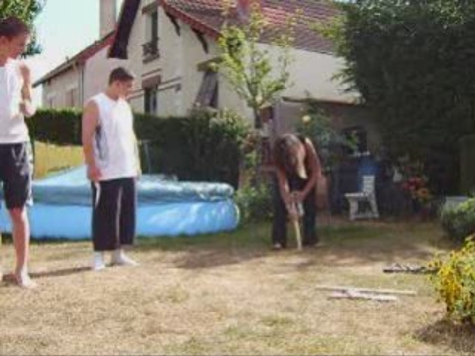 Nous sommes Jeunes, Cons ! Et Fiers !