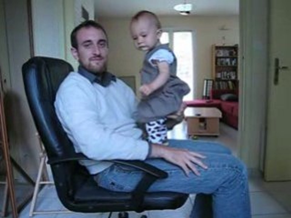 Jejoueavecpapa04082008