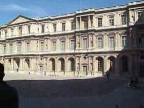 Louvre paris vacances