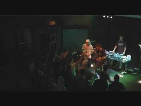 CONCERT DU 16 MAI 2008 DU GROUPE DE RAP GENEVOIS