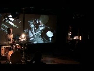 Pierre Bastien & Steve Argüelles live Electrolyses