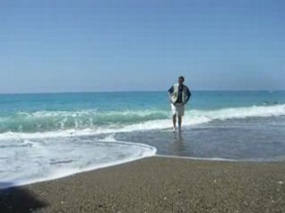 Petra Tou Romiou Philippe dans la mer