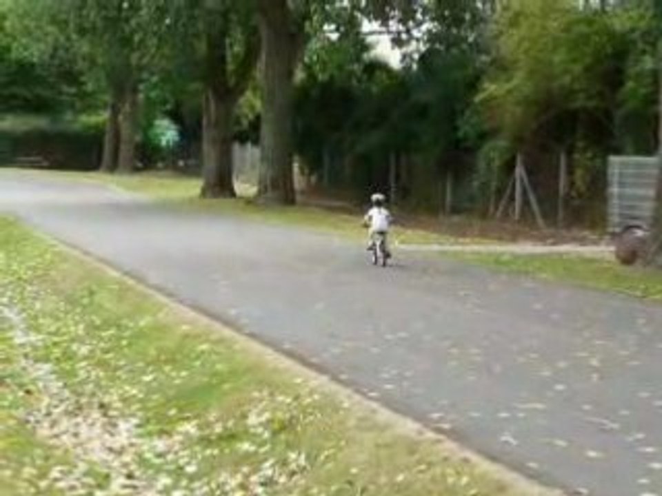 Lucie - grand vélo sans roulette