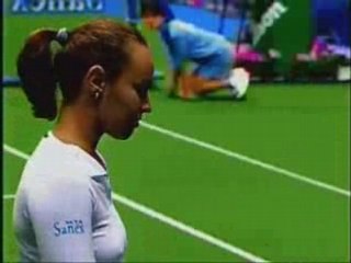 Martina Hingis and her sexy nipples