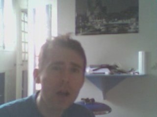 Wiwi égratigne "Pourquoi tu pleures"