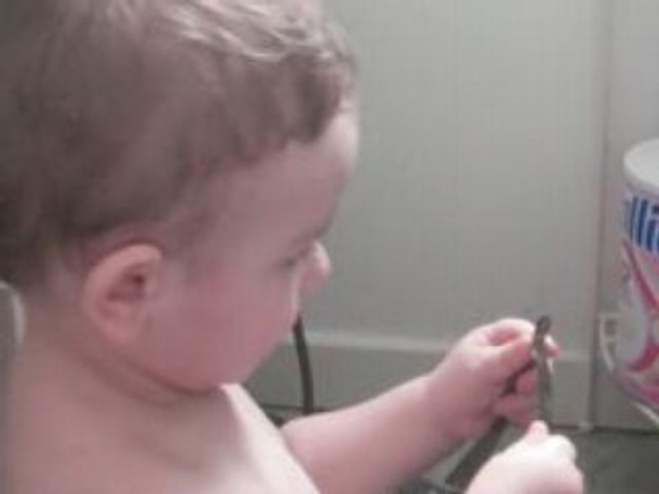 kylian mais les lunette a maman