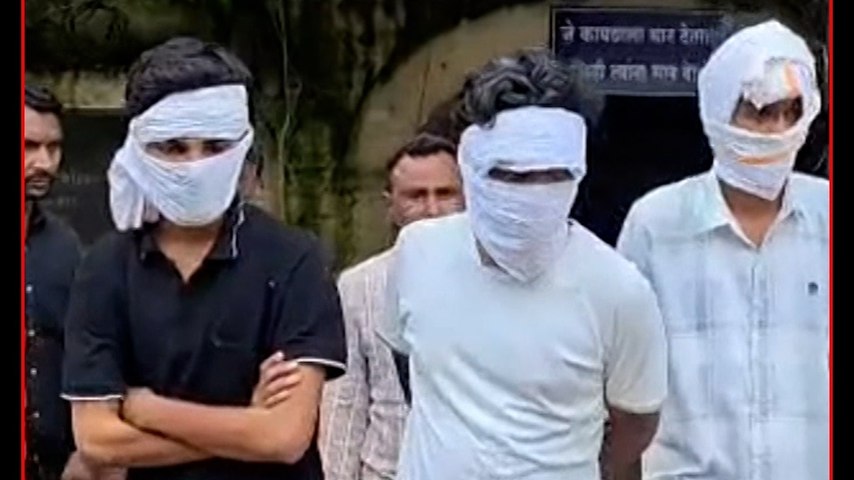 महाराष्ट्र में गणेश मूर्ति के पास लगाया अश्लील QR कोड, तीन आरोपी गिरफ्तार