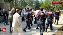 Karabük’te babanın en zor vedası: Bebeğinin tabutunu kucağında taşıdı