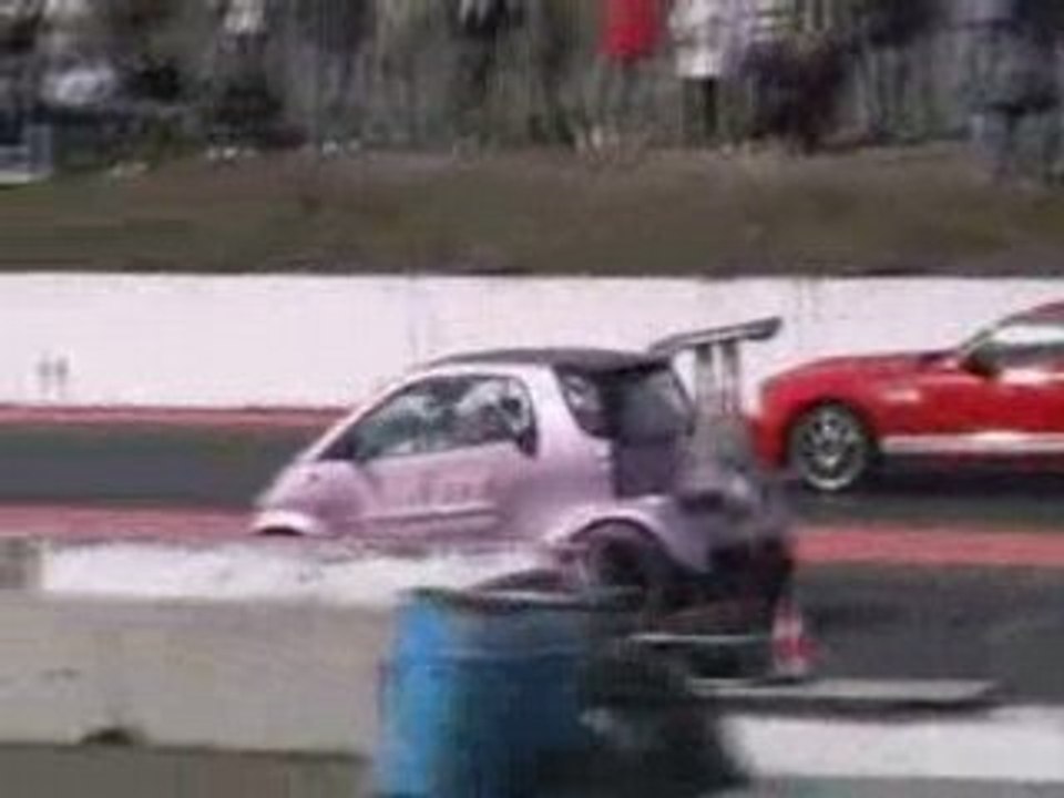 Smartdragster vs mustang