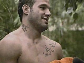 LE COQ LOVES CHINA - Episode 15/18 : La serviette orange