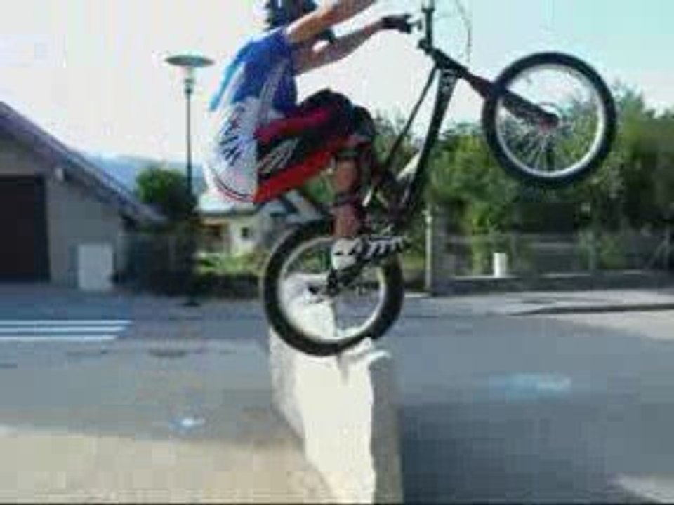 STREET ON MBK