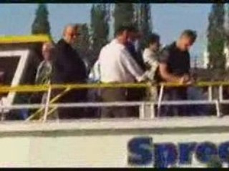 Investorenbejubeln auf der Spree