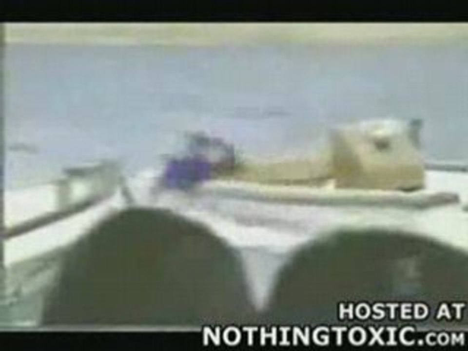 Regis se met au jet ski