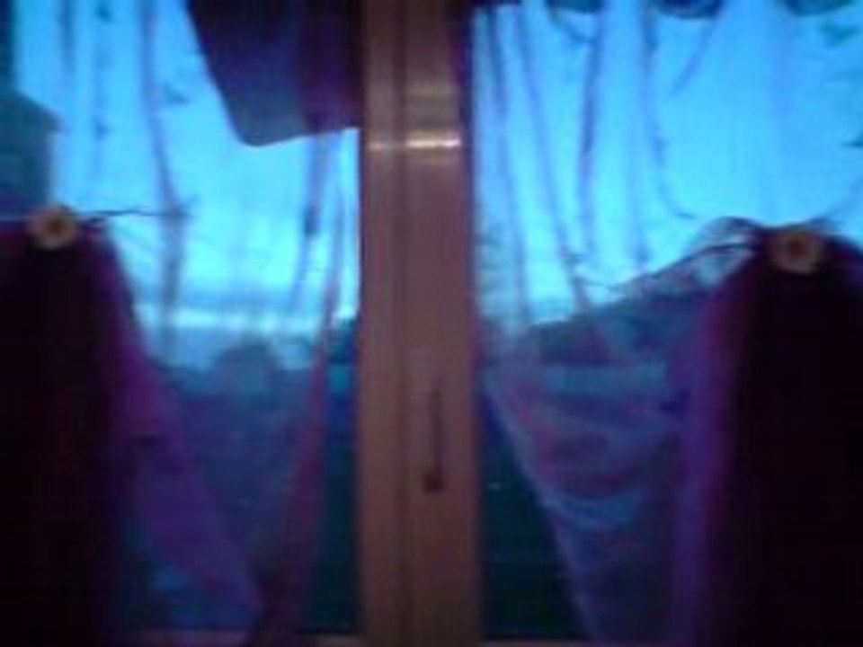 V060808_21.44
