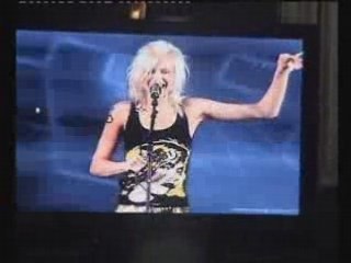 Angie Doll "non aux garçons"