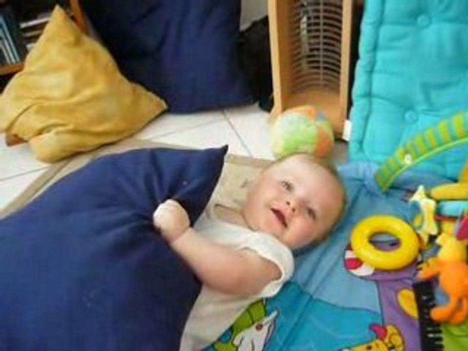 Coucou le coussin 6 aout 2008