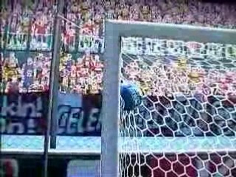 Retournee xaxi en lucarne