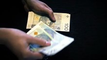 What is the best app for automatically investing ?