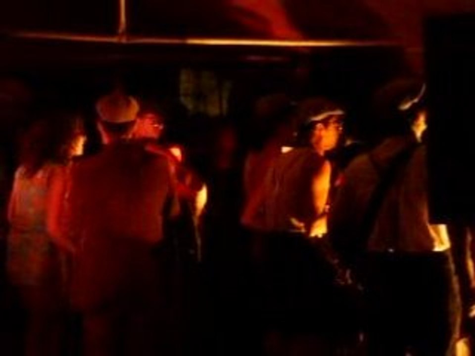 "le p'tit J Bus",en concert festival du vieux Chêne