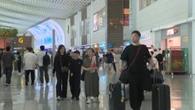 연휴 설렘 안고 해외로...인천공항 오늘 13만 명 출국 / YTN