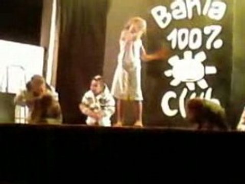 naomi qui danse la techtonik