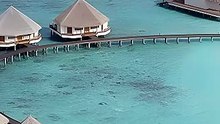 Prezentacja hotelu Adaaran Prestige Water Villas na Malediwach