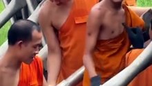 พระเสริมบังเกอร์! น้ำเจ้าพระยาจ่อแตะตลิ่ง ป้อง 2 วัดสำคัญ | PPTV Online