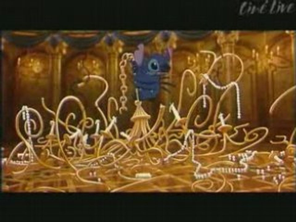 stitch dans la belle et la bete