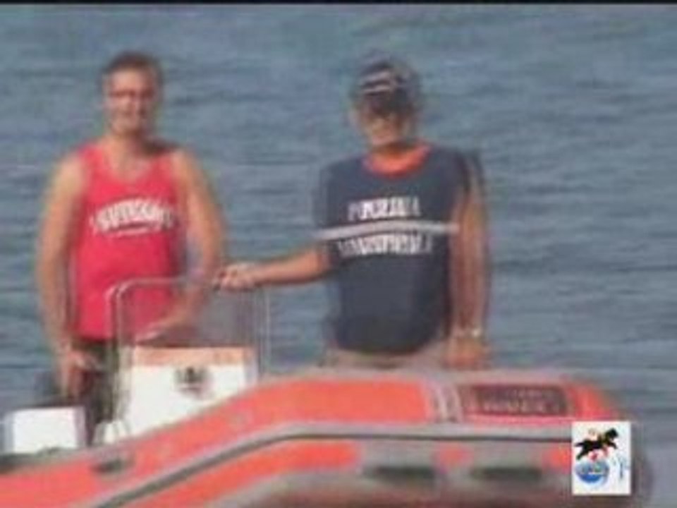 BAYWATCH A 4 ZAMPE - AGOSTO 2008 VIESTE LIDO MARILUPE