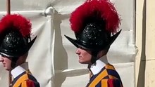 Папа Лев XIV принял премьера Венгрии Петера Мадьяра на частной аудиенции