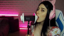 ASMR 3Dio tasty ear eating
