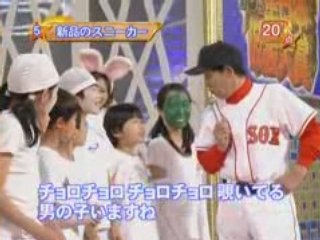 78回5番 新品のスニーカー