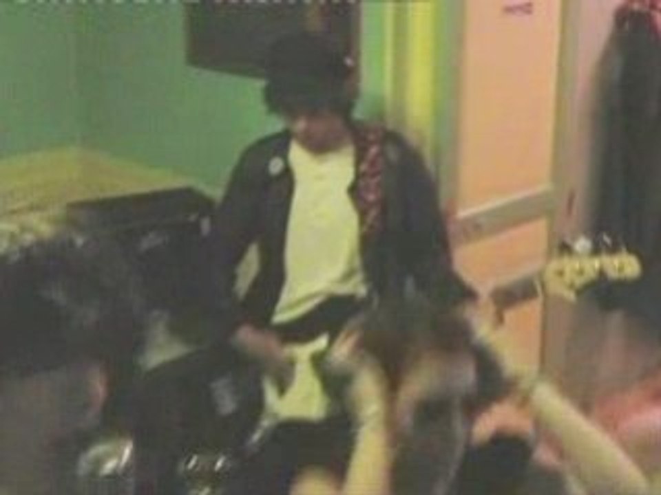 The poseurs - burn my soul