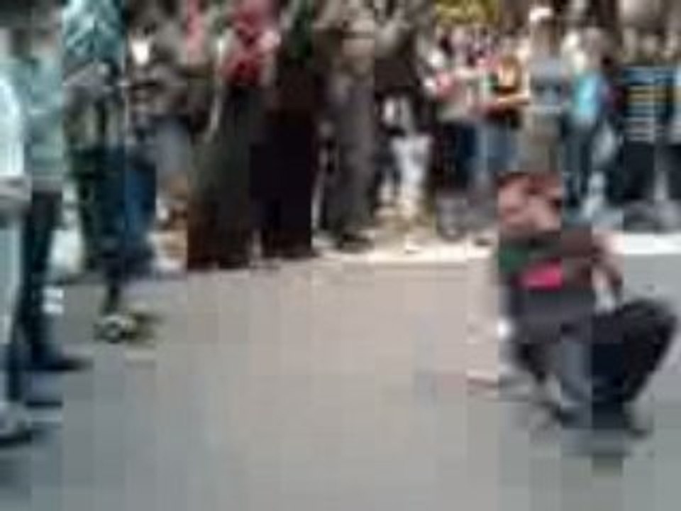 Video001