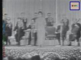 Oum Kalthoum  (part 3)ام كلثوم - بعيد عنك