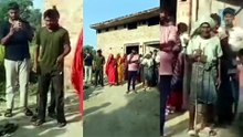 प्रतापगढ़ में विशालकाय अजगर का आतंक! नीलगाय के बच्चे को जिंदा निगला, रेस्क्यू के दौरान उगला | AS BLOG1 #no678 उत्तर प्रदेश के प्रतापगढ़ जिले से हैरान कर देने वाला मामला सामने आया है। पट्टी तहसील के दिशिनी गांव की वनवासी बस्ती में एक विशालकाय अजगर ने नीलगा
