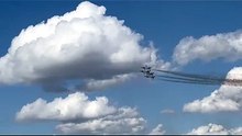 Why Fighter Jets Fly Like Birds 🐦✈️