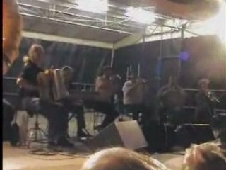 Fest-noz au port Toul an Hery avec le groupe  Ré an Aré